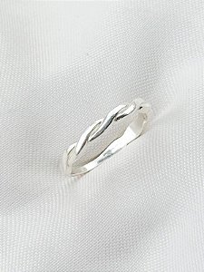 Anel Mônaco lisa - Prata 950 (Unidade)