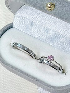 Par de Aliança Chanfrada + Solitário Rosa - Aço Inox