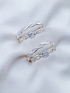 Par de Aliança Mônaco ELAS + Solitários love cristal - Prata 950