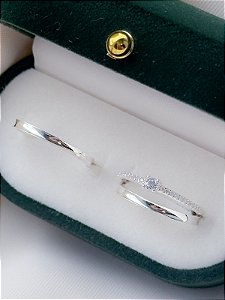 Par de Aliança Concava 2mm + Solitário - Prata 950