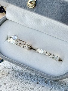 Par de Aliança Romana + Solitário Encanto cristal - Prata 950