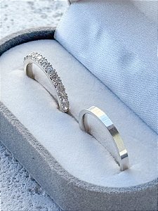 Par de aliança Pace com pedra + holanda 2mm - Prata 950