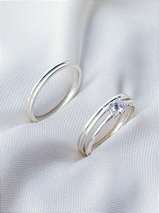 Par de Aliança friso 2mm + solitário encanto - Prata 950