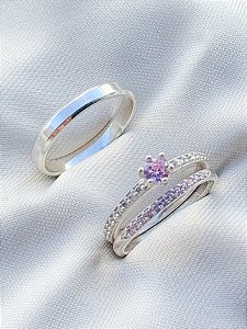 Par de alianças Polônia com pedra rosa + Solitário Romantic - Prata 950