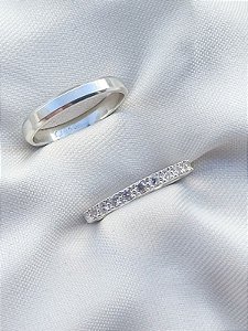 Par de Alianças Pace cristal com pedra - Prata 950