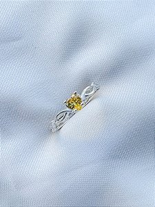 Anel Solitário Love Amarelo - Prata 950