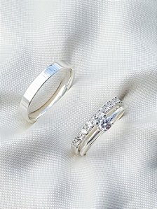 Par de aliança Pace com pedra + holanda 3mm + Solitário encanto - Prata 950