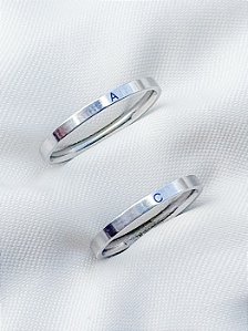 Par de Aliança Holanda 2mm com Iniciais - Aço Inox