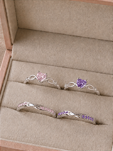 Par de aliança Florian com pedras + Solitários Love Rosa e Roxo - Prata 950
