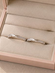 Par de Aliança com pedras cristal - Prata 950