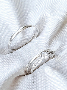 Par de Aliança Julieta 2mm + Solitário Butterfly cristal - Prata 950