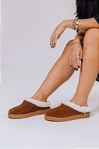 GABI - CLOG FEMININO PELOS CAMURÇA CAMEL