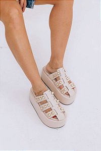 MARLA - TAMANCO FLATFORM FEMININO PÉROLAS OFF WHITE