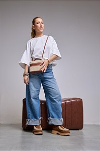 PRÉ VENDA | OZZY - BOTA FEMININA PELUCIADA CAMURÇA CAMEL