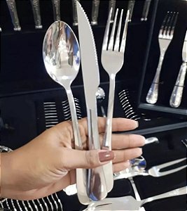 Faqueiro inox de 30 peças,  Olimpia da Hércules.
