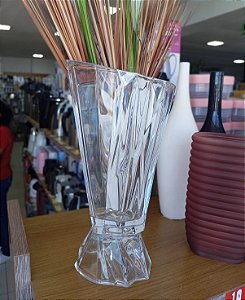 Vaso em cristal de 38 cm de altura e 14 de diâmetro, decorativo ou para fazer lindos arranjo