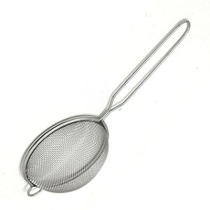Peneira Em Aço Inox 16 Cm C/ Cabo