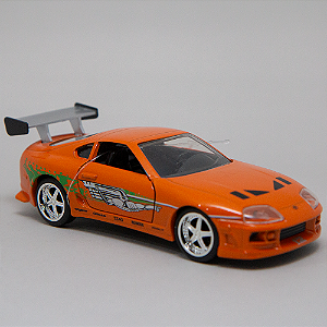Toyota Supra do Velozes e Furiosos - Escala 1:32 - Jada Toys