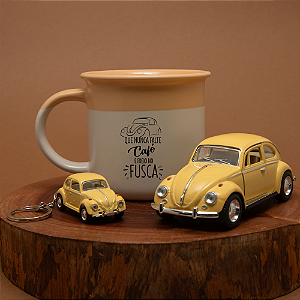 Kit Caneca de Café - Chaveiro e Miniatura de Fusca Branco - Que nunca falte café
