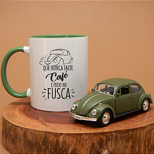 Kit Verde - Caneca de Cerâmica + Miniatura de Fusca