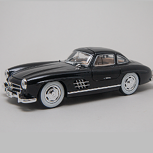 Miniatura Mercedes-Benz 300SL 1:24 – Clássico com Luzes, Som e Detalhes Realistas