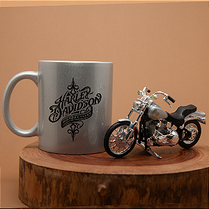 Kit Harley Davidson caneca e miniatura Prata