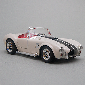 Miniatura Shelby Cobra 1960 1:24