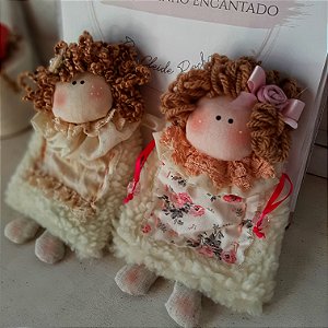 Sacolinha com boneca