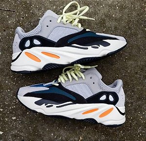yeezy 700 branco