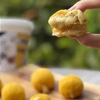 Bolinha de Queijo Saudável e sem glúten, Saquinho 300g (PACK COM 3 UNIDADES)
