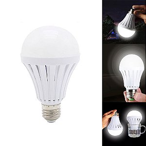 Lâmpada LED 12W Bulbo de Emergência Branco Frio Bivolt