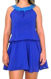 VESTIDO COM APLICAÇÃO VESTIDO COM APLICAÇÃO
