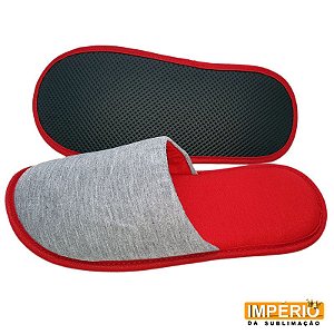 Pantufa Cinza com Detalhe Vermelho