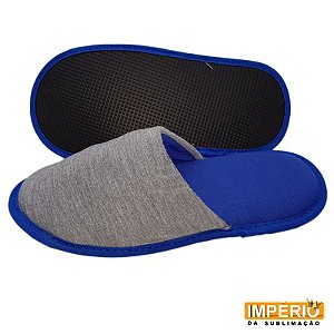 Pantufa Cinza com Detalhe Azul Royal