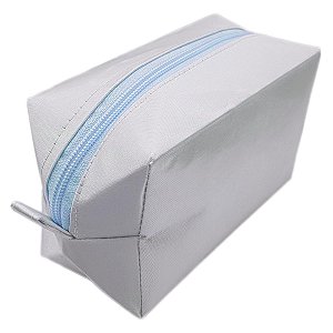 Necessaire Branca com Zíper Azul Bebê