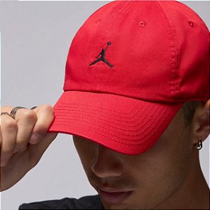 Boné Jordan Club Vermelho