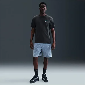 Camiseta Nike Sportswear Air Max 95 Cinza