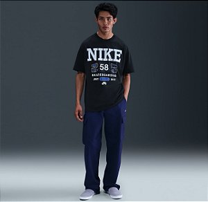 Camiseta Nike SB Athletics Preta