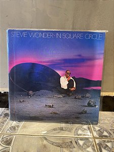 Disco Stevie Wonder In Square Circle