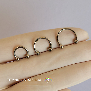 Ferradura rosca externa - Titânio ASTM F-136