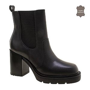 Bota da maísa 2025