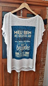 Camiseta Vem Cá Meu Bem Me Descola um Carinho - T-shirt