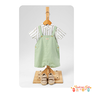 Conjunto de camisa em linho leve listrado e jardineira em linho Onda Marinha