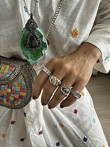 Anel Joinha Zirconias