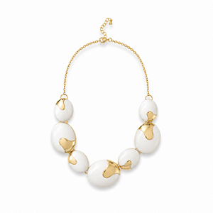 Colar Branco Statement