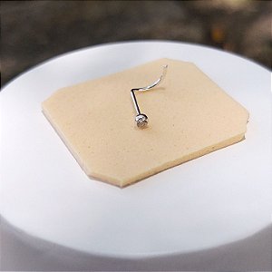 Piercing De Nariz Com Zircônia Em Prata - 2 mm