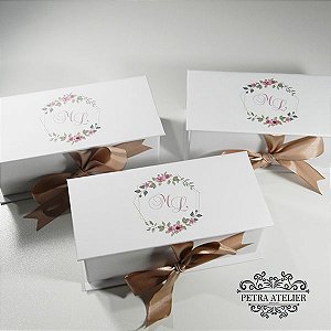 Caixa para convite/lembrança Branca com Rosé - tam:18x8x6cm