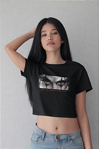 Blusa Cropped O Corvo – Brandon Lee | Coleção Janelas da Alma