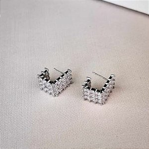 Brinco Argola Quadrada Zircônias Banhada Ródio