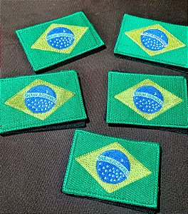 Bandeira bordada
